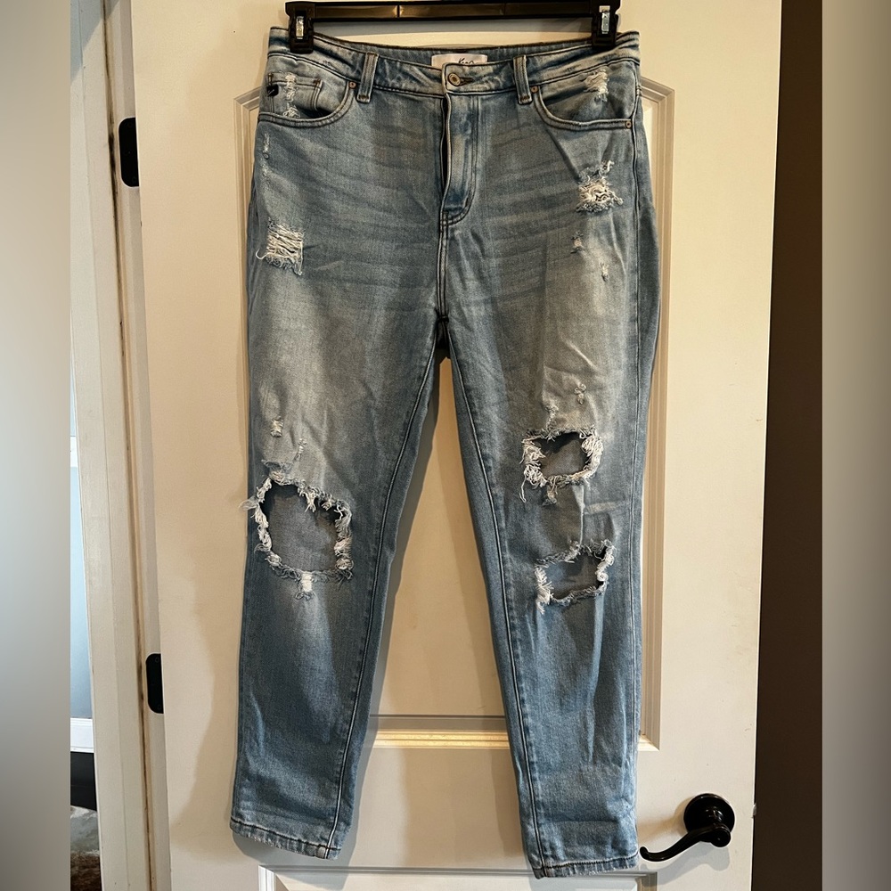 Women’s KanCan Jeans Light Wash Distressed Estilo Size 15 31